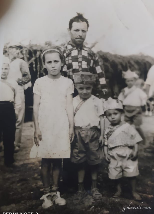 Halil Çiftçi ve Çocukları